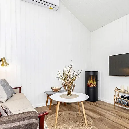 Holiday home Xxiv *